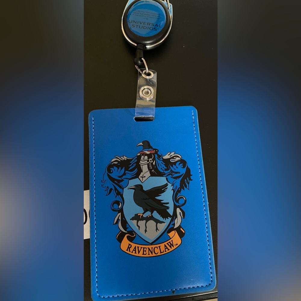 Harry Potter Raven low ID card holder -New from Universal Studios